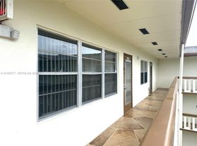 115 Mansfield Dr