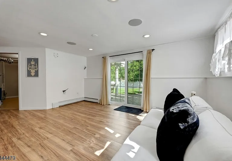 11 Rande Dr — Photo 33