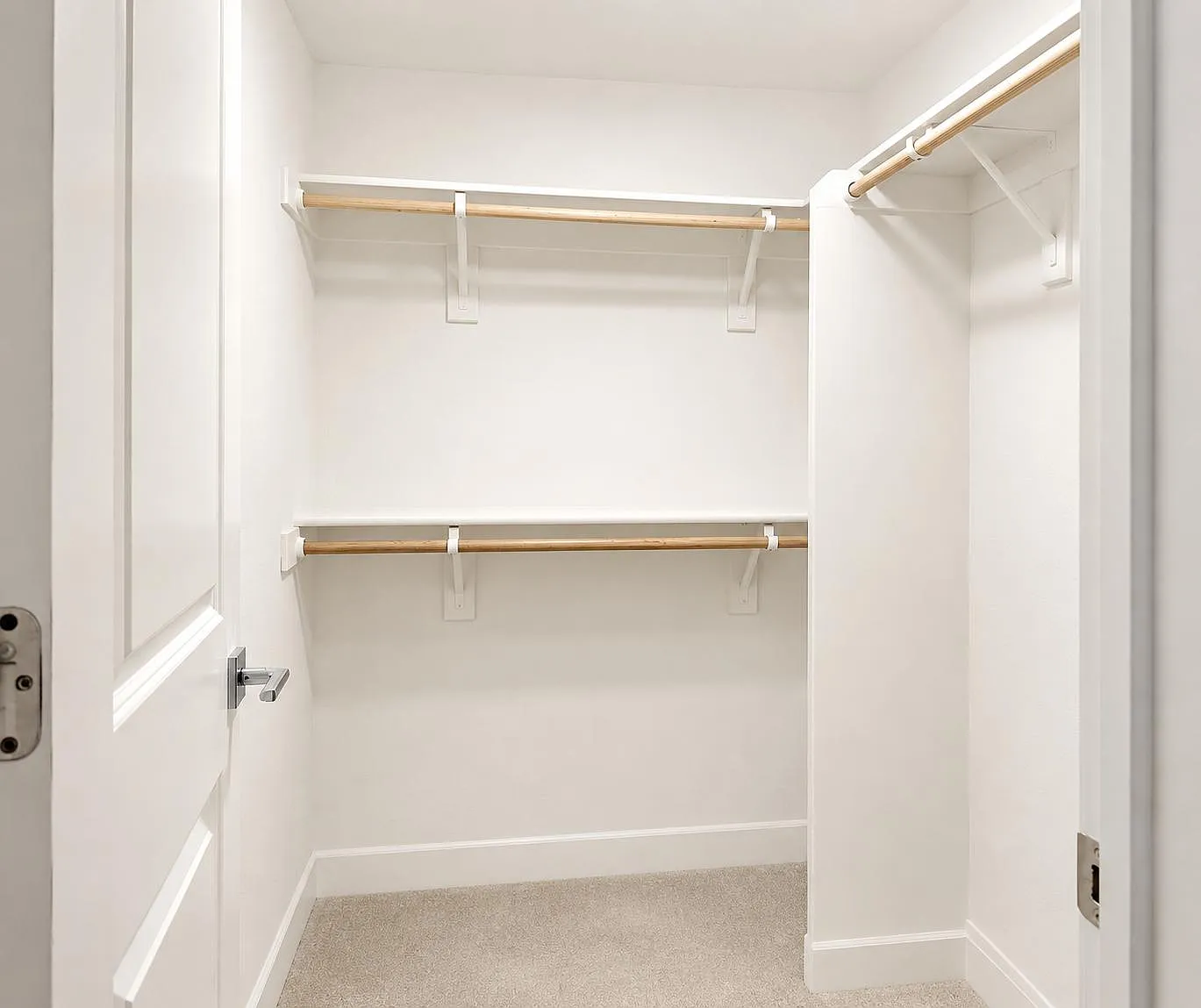 6285 Callaway Dr — Photo 4