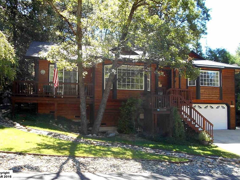 1st image of 19070 Lizzie Ln