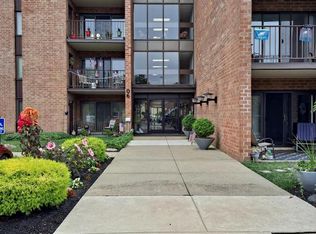 6105 Delaire Landing Rd #105-00, Philadelphia, PA 19114