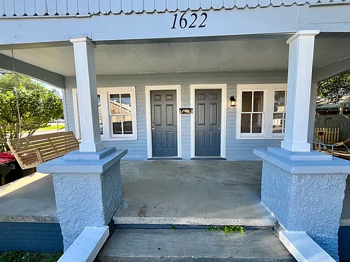 1622 Jefferson St Photo 1