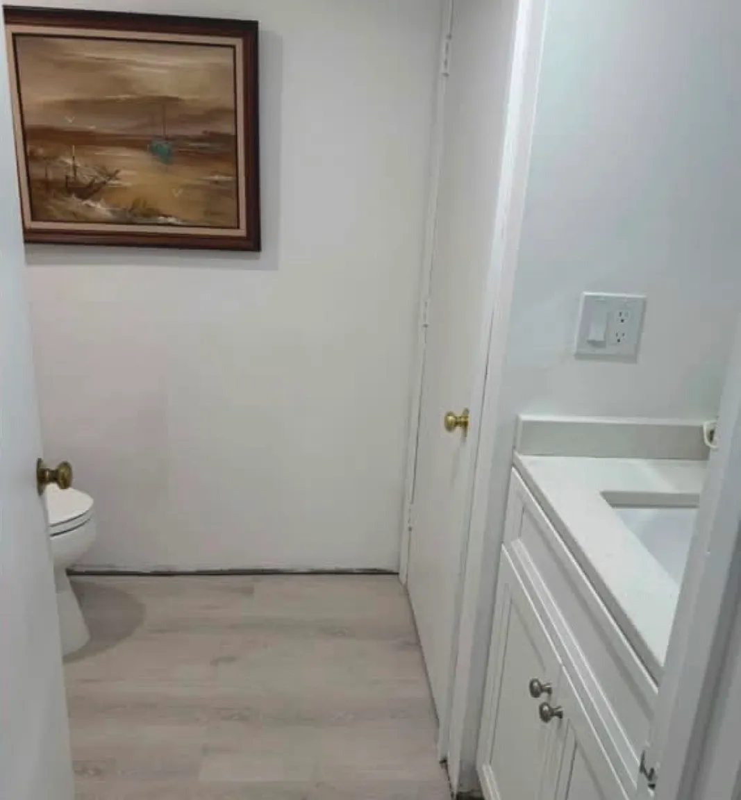 2 bed, 800 sqft, $2,300 — Photo 3