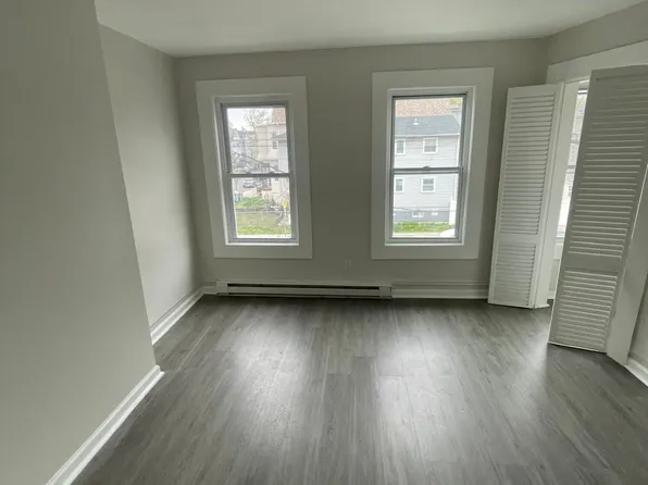 423 Catherine St, Elizabeth, NJ 07201