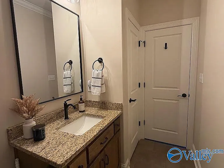 26316 Woodfield Dr — Photo 9