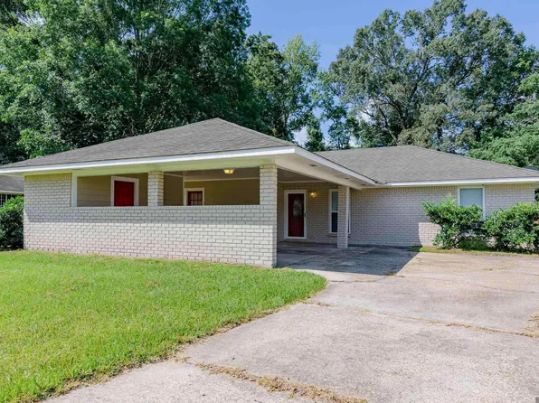10741 Carmel Dr, Baton Rouge, LA 70818