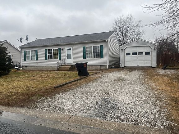 2nd image of 9 8th St