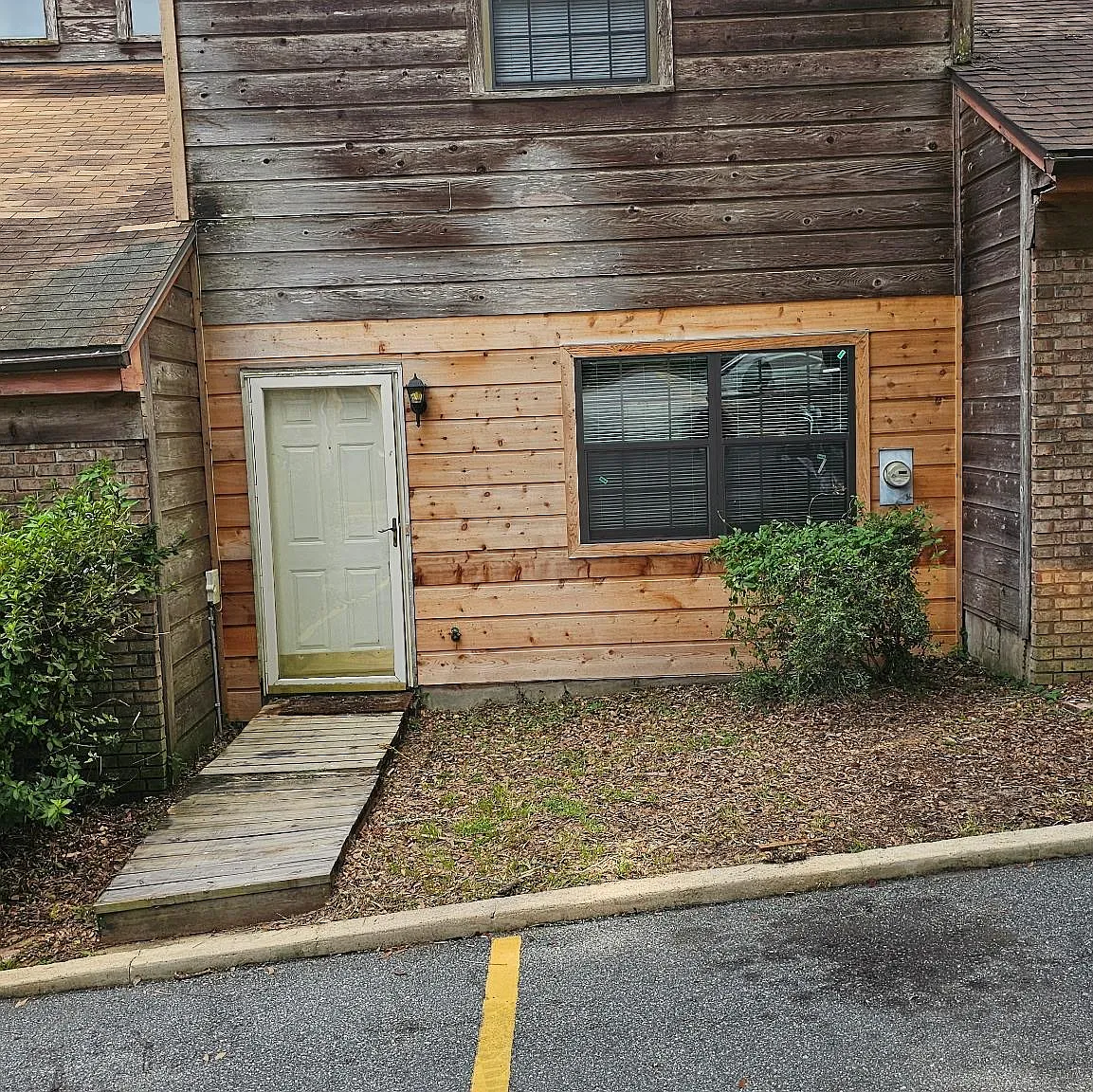 2 bed, 1.5 bath, 960 sqft, $1,450 — Photo 1