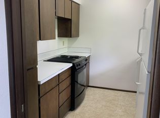 250 SW 3rd St #5, Clatskanie, OR 97016