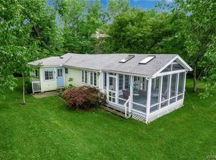 10925 Petrie Ln #33, Lyndonville, NY 14098