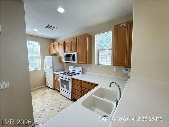 5th image of 5216 Pendergrass St