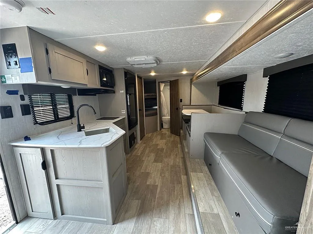 1 bed, 1.0 bath, 300 sqft, $500 — Photo 3