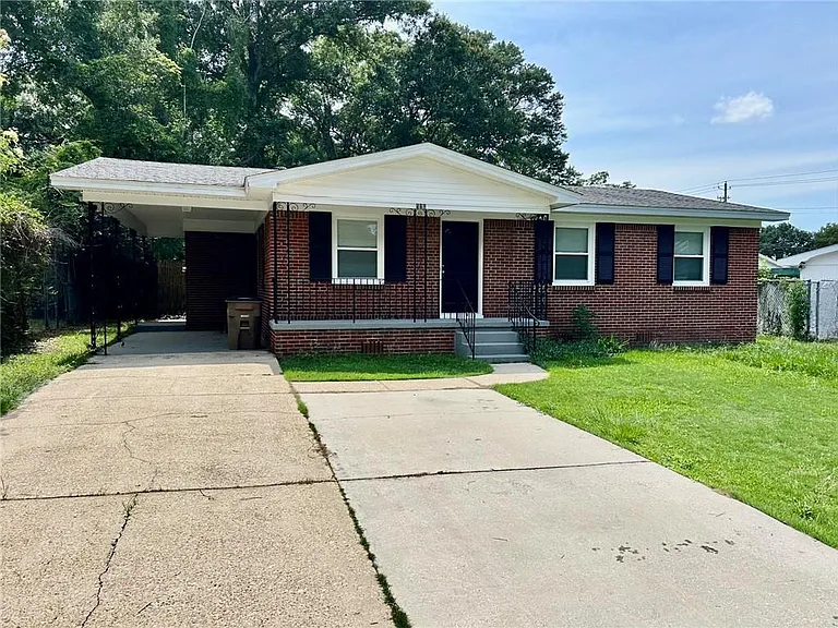 506 Seville Dr — Photo 45