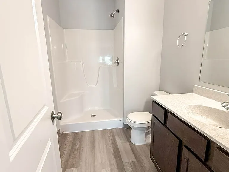 2400 Q St — Photo 6