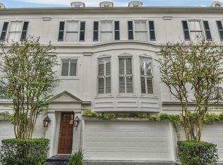 112 Oak Pl, Houston, TX 77006