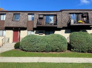 1406 Cherry Hill Dr, Poughkeepsie, NY 12603