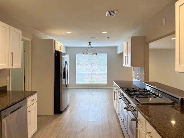 55031 Sandy Cir, Irving, TX 75060