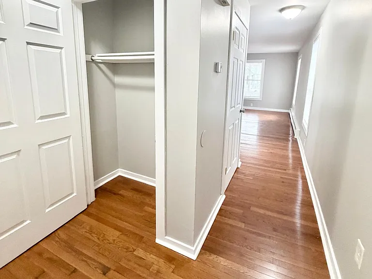 425 Huntington St #11 — Photo 9