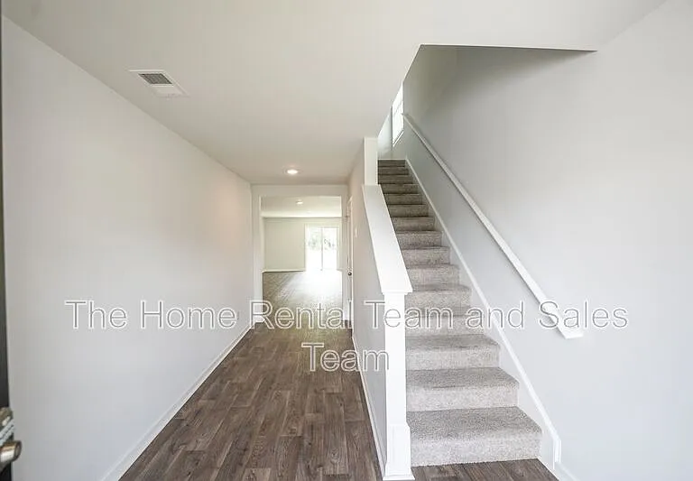 459 Coconut Dr — Photo 6