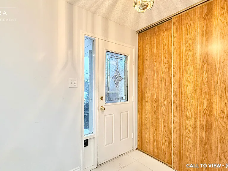 74 Cassander Cres — Photo 21