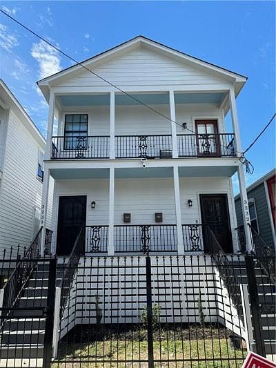 1st image of 3230 Jackson Ave #3230