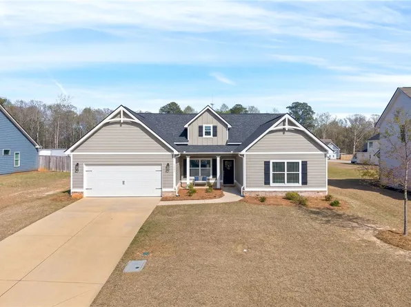 1025 Sawyer Dr, Opelika, AL 36801