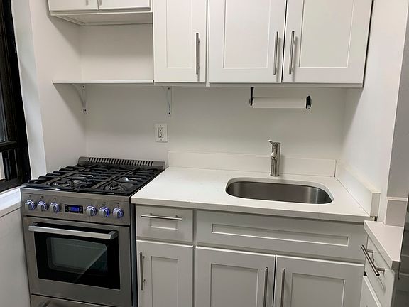3rd image of 315 E 56th St #2H1