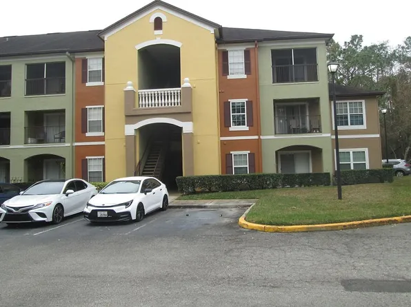 802 Crest Pines Dr APT 837, Orlando, FL 32828