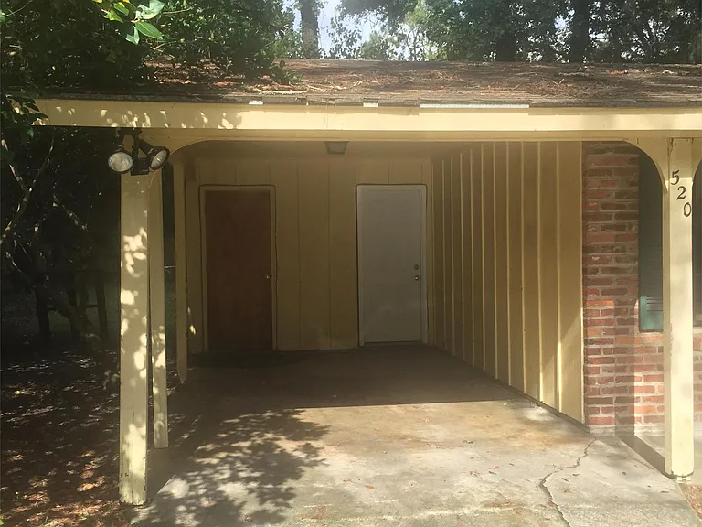 520 Mimosa Pl — Photo 17