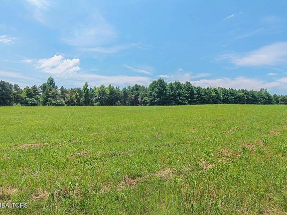 2nd image of 1649 Harbor Crest Way