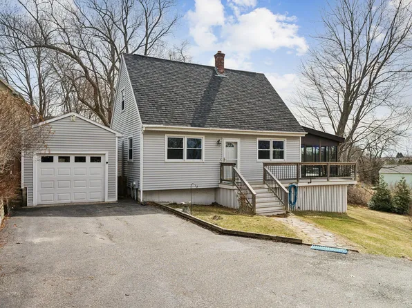 20 Tewksbury Lane, South Portland, ME 04106