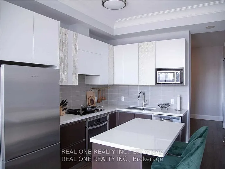 15 Water Walk Dr #808 — Photo 3