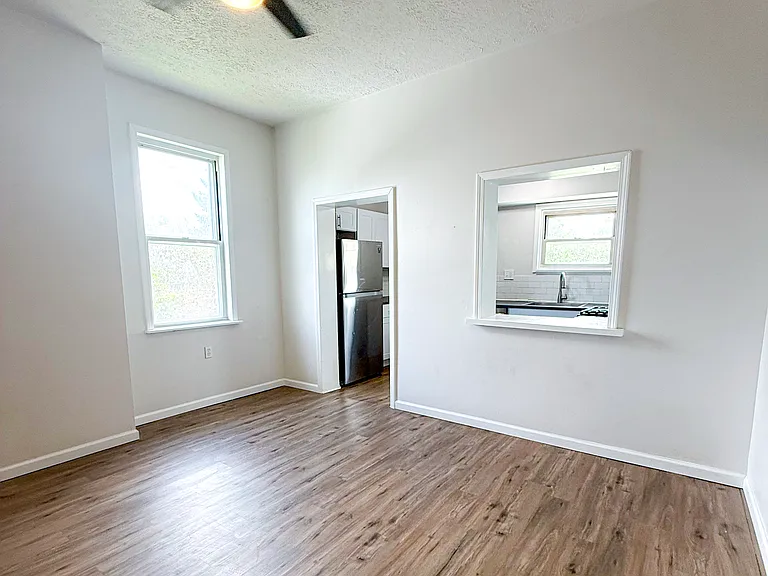 1404 Wareman Ave #1 — Photo 5