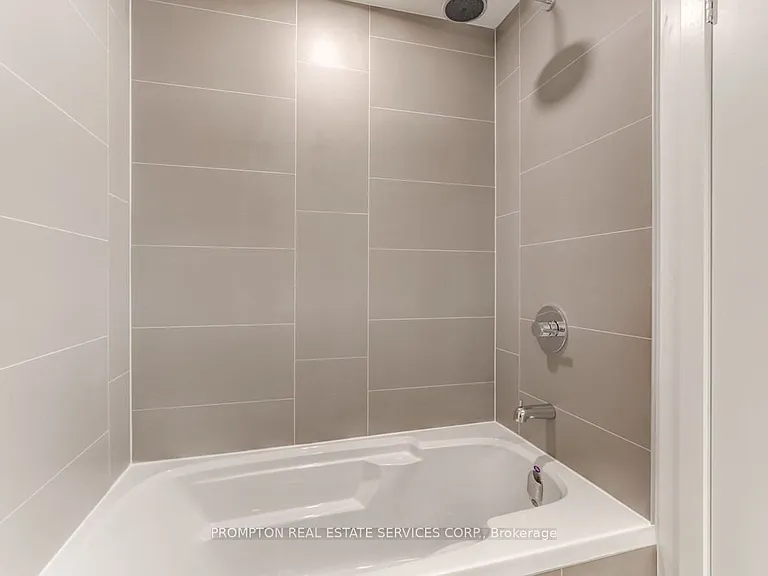 20 Richardson St #1707 — Photo 11