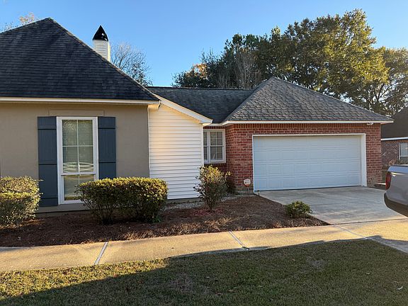 2nd image of 2025 White Myrtle Dr