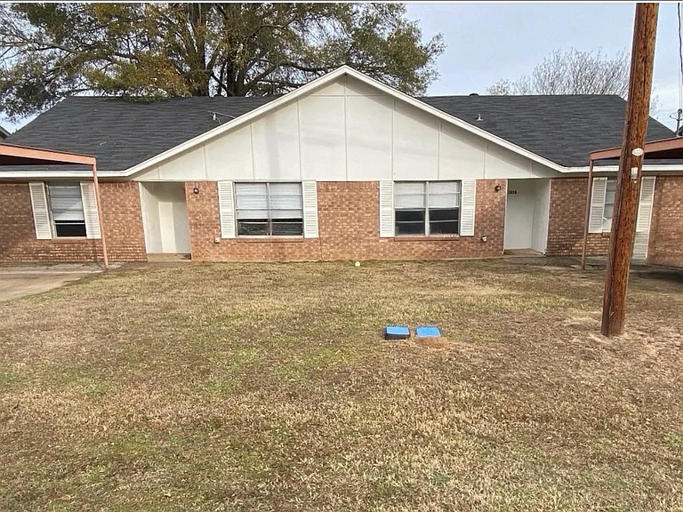 105 Young Rd #A — Photo 9