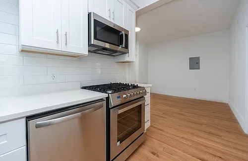 22 Westland Ave #1 Photo 1
