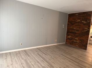 1017 S. Spring St., Springfield, IL 62704