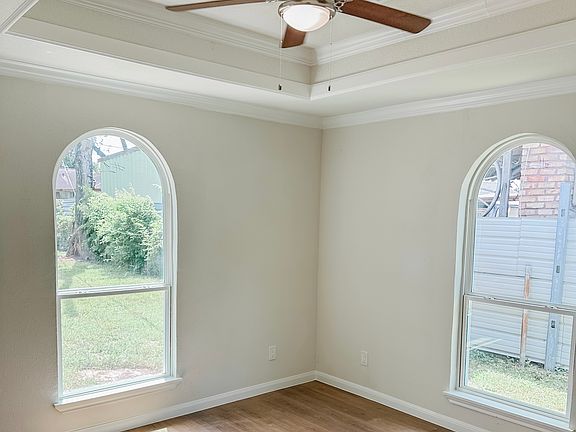 5th image of 1506 Zuber Dr