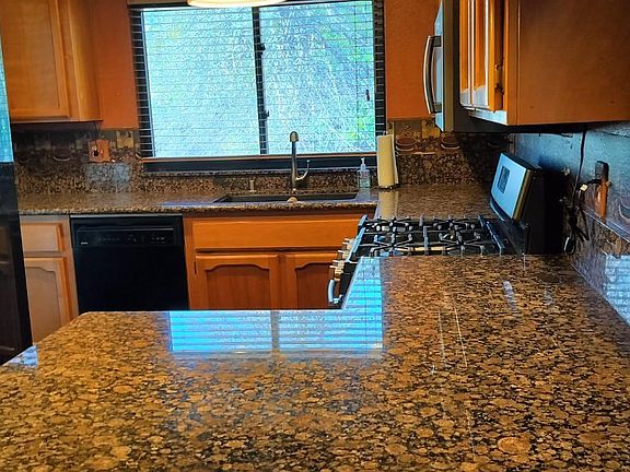 5th image of 208 SANDY NECK Way