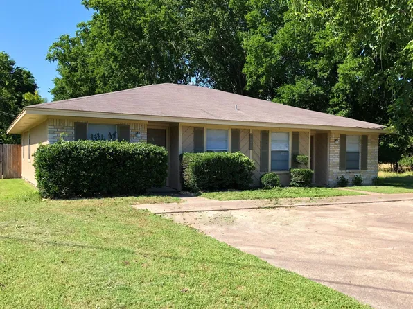 Private 2-Bedroom Duplex in Quiet Cul-de-Sac Backing to the Woods, 3615B Comanche St, Bryan, TX 77802