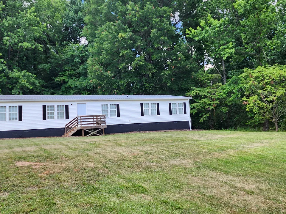 4404 Tom Starnes Rd