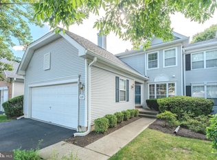 319 Watkins Rd, Pennington, NJ 08534