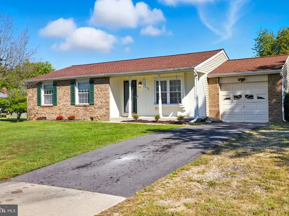 2254 Sandalwood Dr, Waldorf, MD 20601
