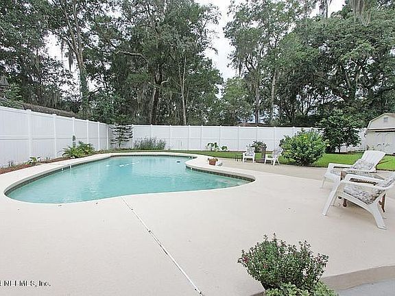 2nd image of 1300 Tangerine Dr