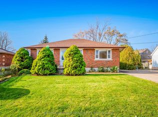 127 Louth St, Saint Catharines, ON L2S 2T8