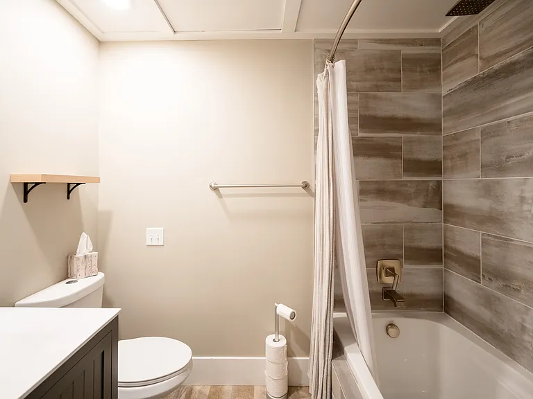 110 N Harbor Dr #308 — Photo 10