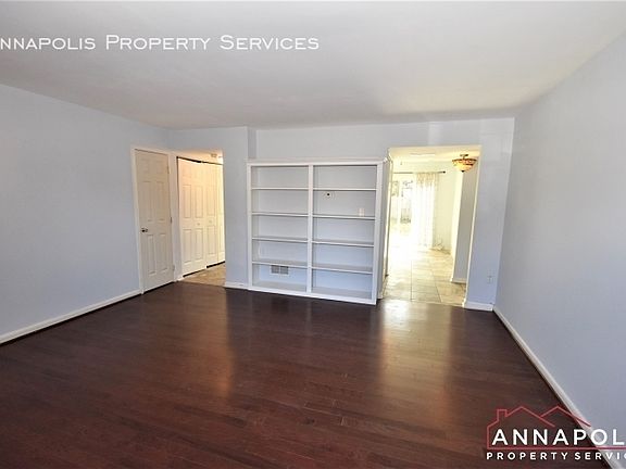 5th image of 345 Elderwood Ct