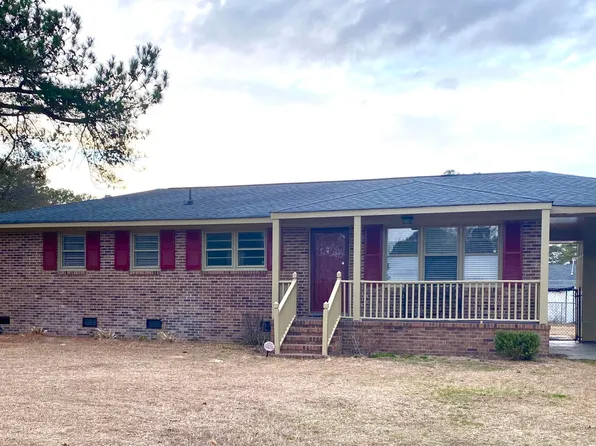 3701 Medlin Place, Tarboro, NC 27886