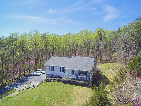2nd image of 74 Belle Crest Ln